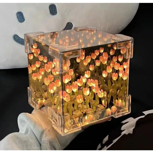 Tulip Sea Cube-Perfect Gift for Couples & Friends