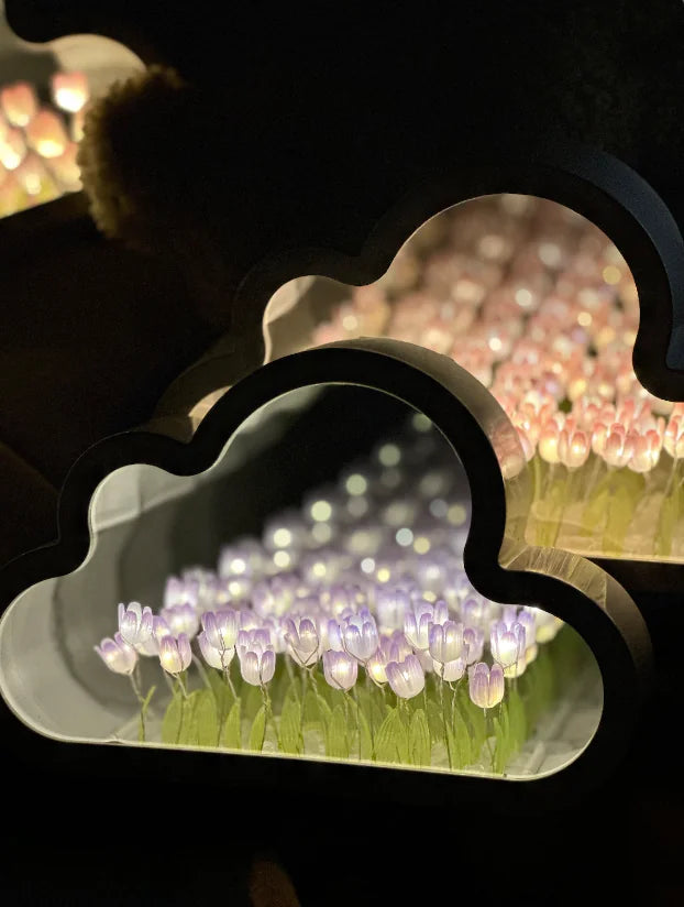 Cloud Tulip Mirror Lamp - RIT VITAL DEMO STORE
